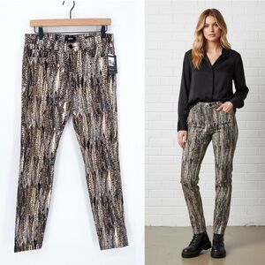 NWT UO BDG High Rise Cigarette Ankle Jeans Feather Animal Print Size 29x30